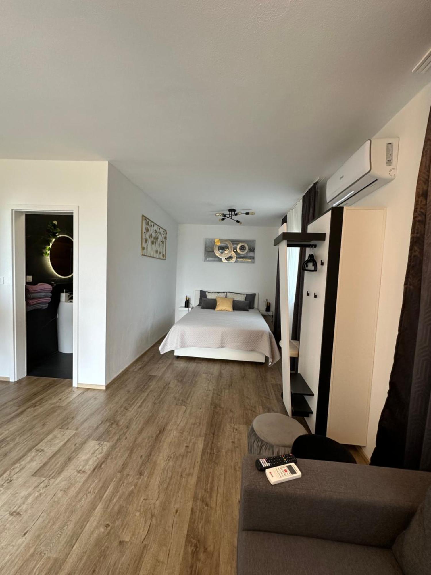 Apartmaji Meli Pu イゾラ エクステリア 写真