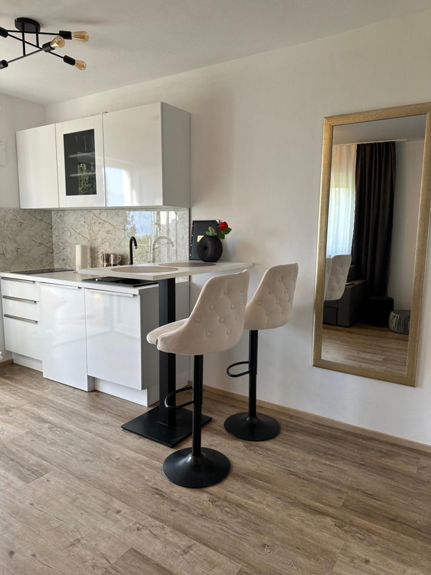 Apartmaji Meli Pu イゾラ エクステリア 写真