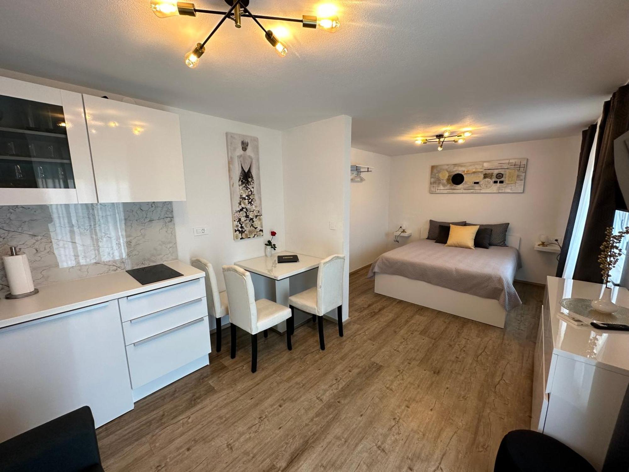 Apartmaji Meli Pu イゾラ エクステリア 写真